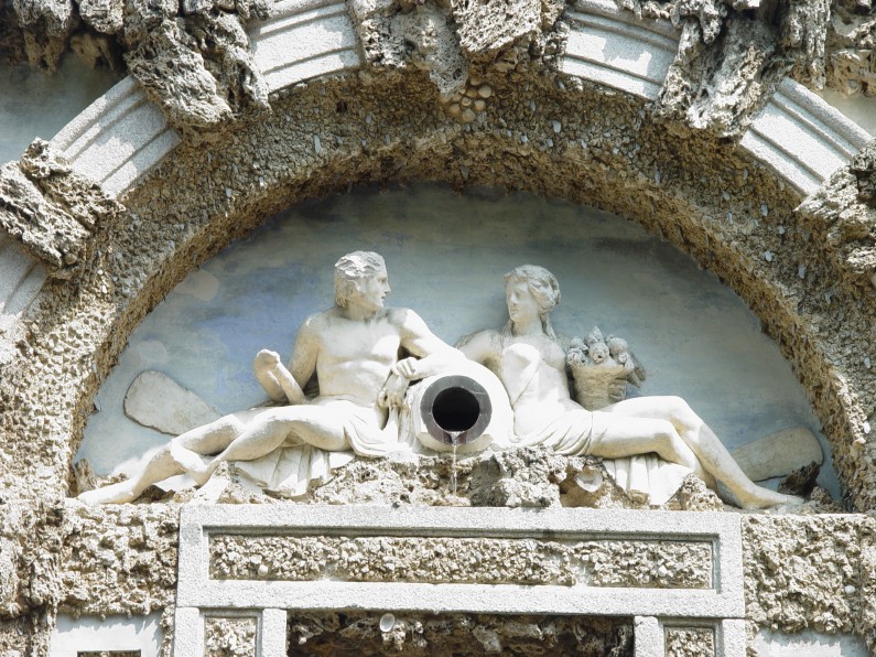 Ninfeo e grotte